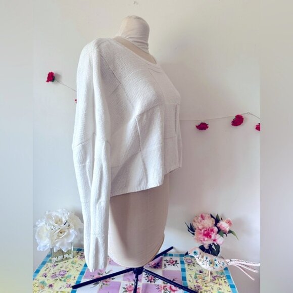 moon  madison White Crew Neck Sweater with Patchwork Detailing L - Picture 4 of 6